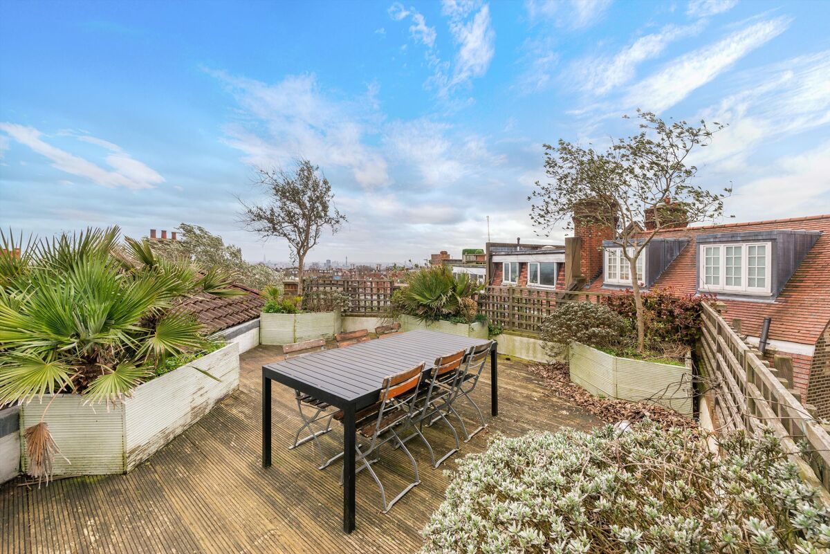 house for sale in Holly Mount, London, NW3 POD191363 Knight Frank