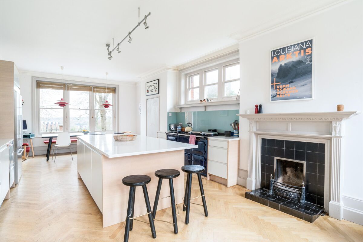 house for sale in Clifton Road, Winchester, SO22 POD200158 Knight Frank