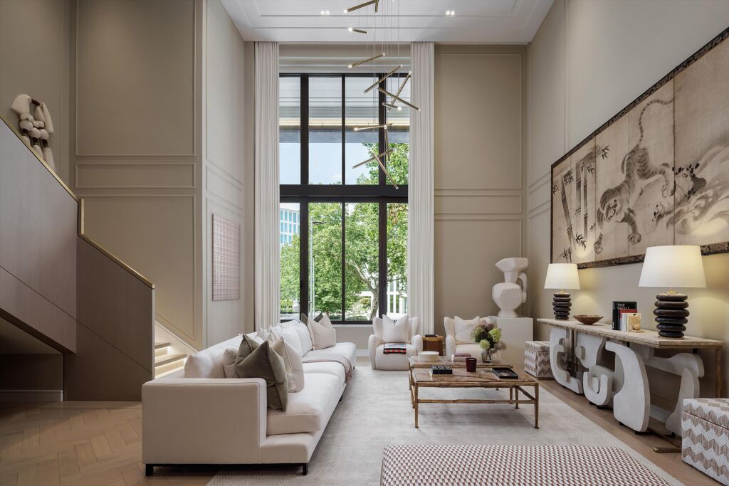 Image of Holland Park Gate, 261 Kensington High Street, London, W8 6NA