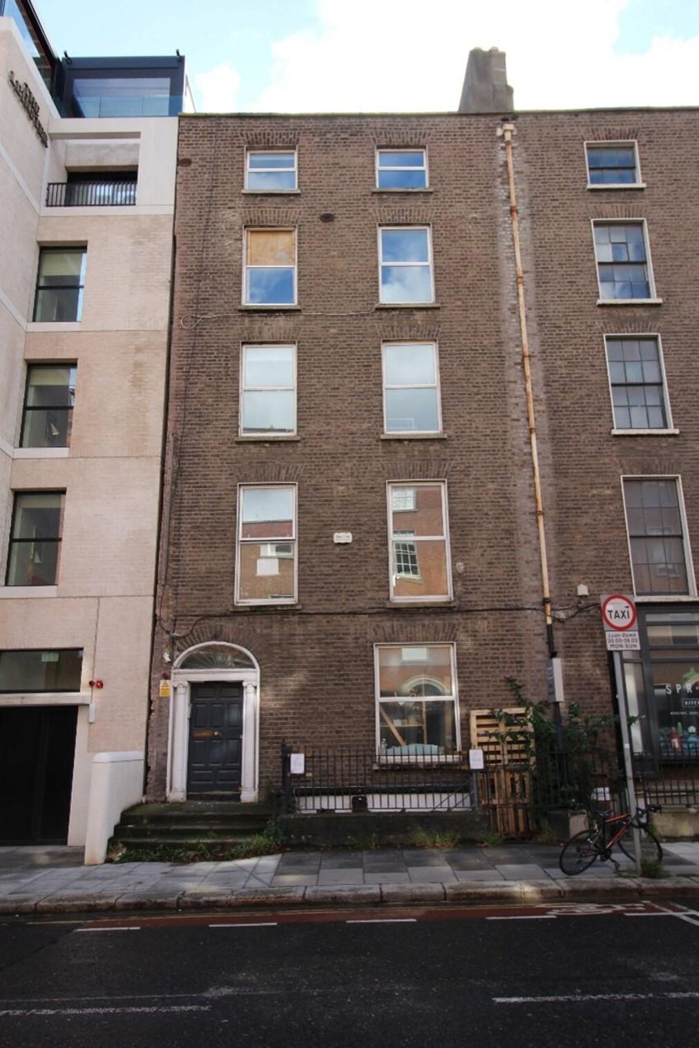 Image of No. 6 Mount Street Lower, Dublin 2, D02 T670, Ireland
