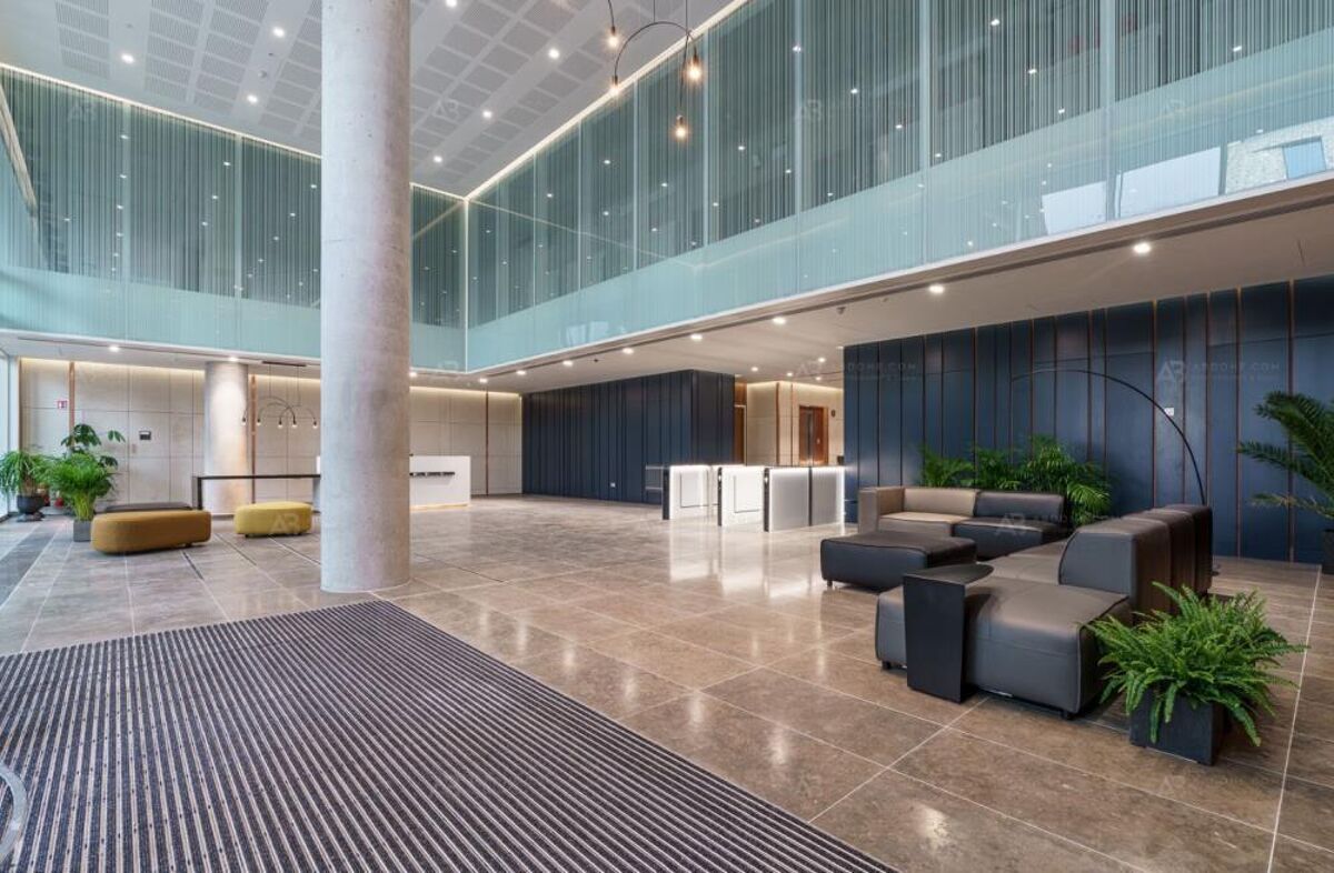 Office to rent in Distiller's Building, Penthouse Floor, Smithfield