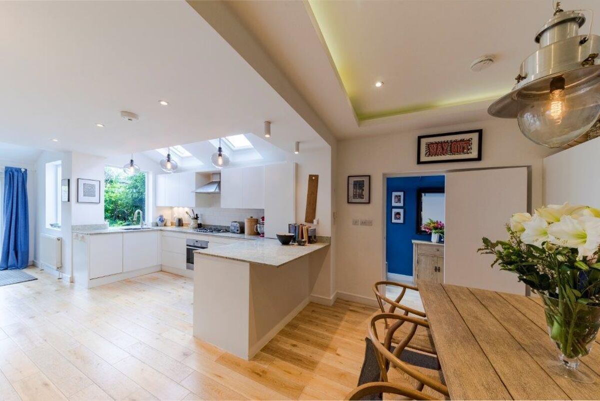 house for sale in Parkfield Road, London, NW10 QPK012057047 Knight