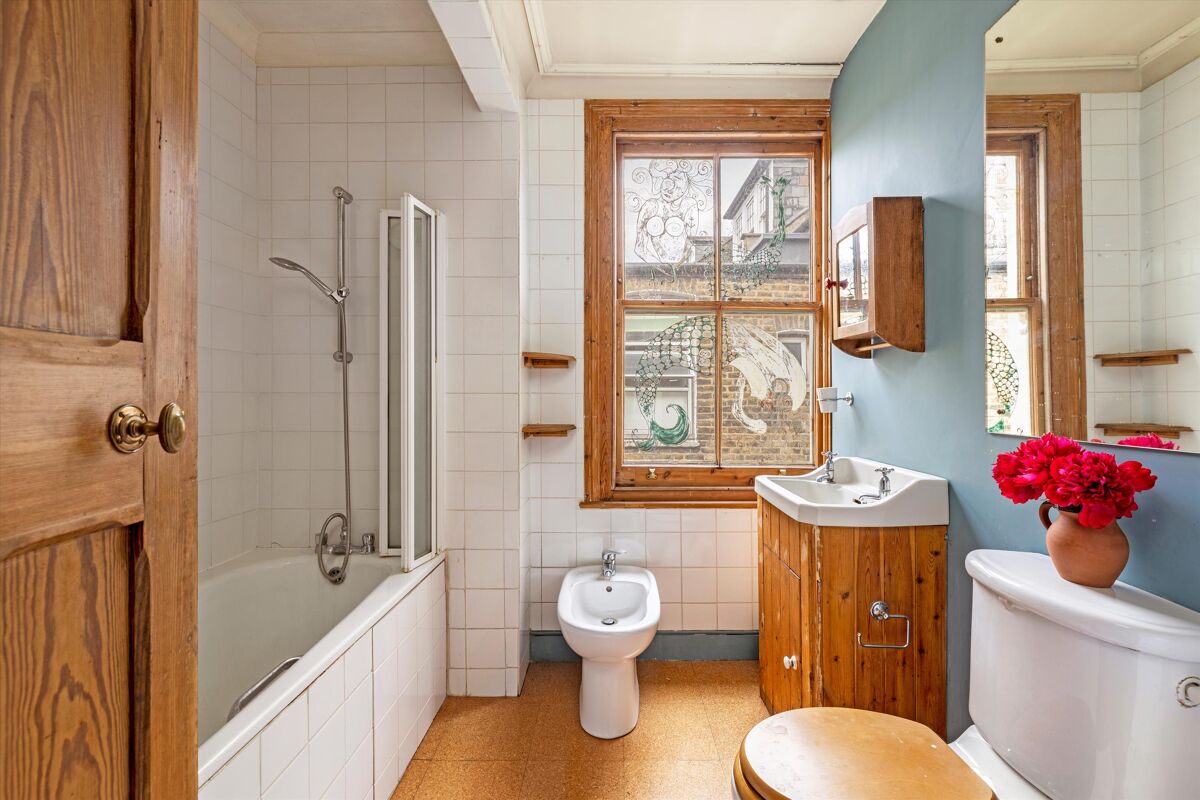 house for sale in Kempe Road, Queen's Park, London, NW6 QPK012110993