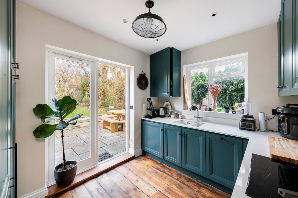 flat for sale in Winchester Avenue, Queen's Park, London, NW6