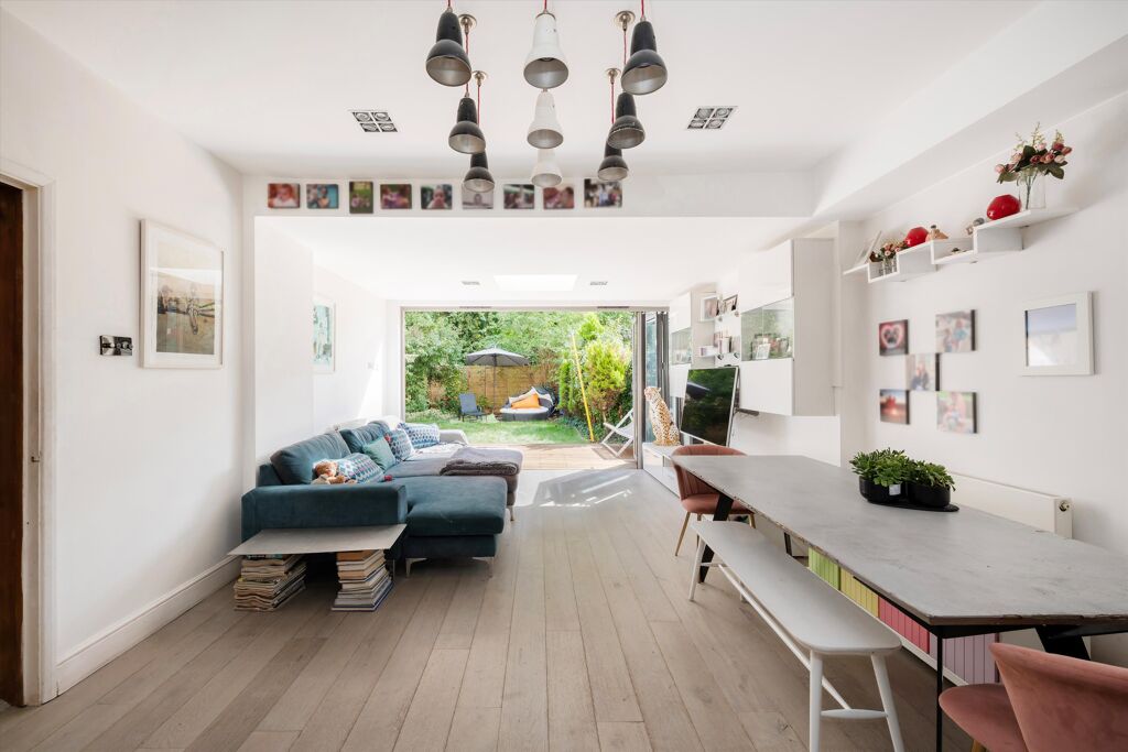 Image of Brondesbury Villas, London, NW6