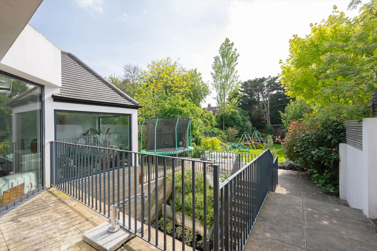 house for sale in Mount Pleasant Road, Queen's Park, London, NW10