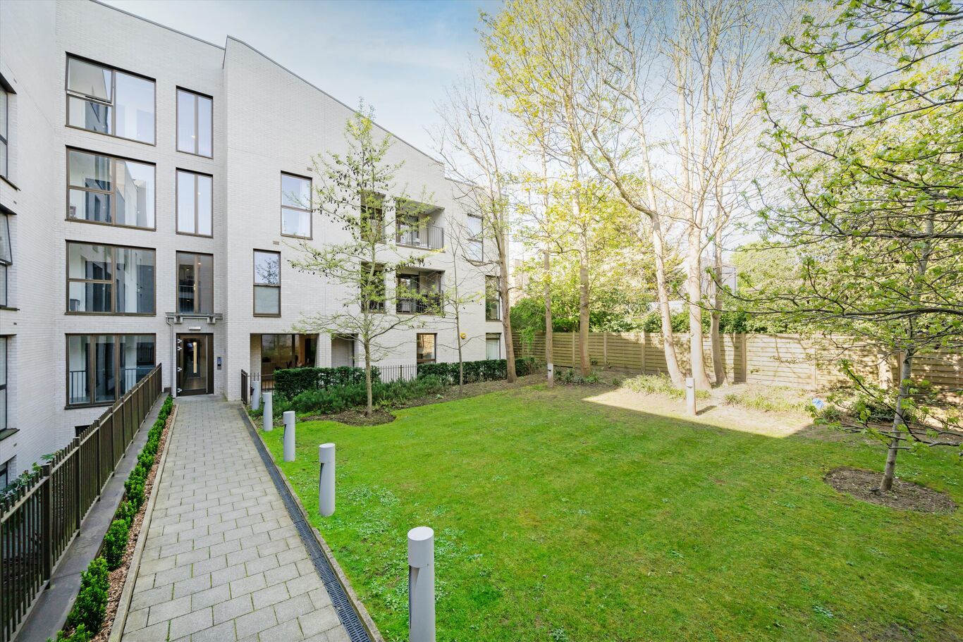 Image of The Avenue, London NW6