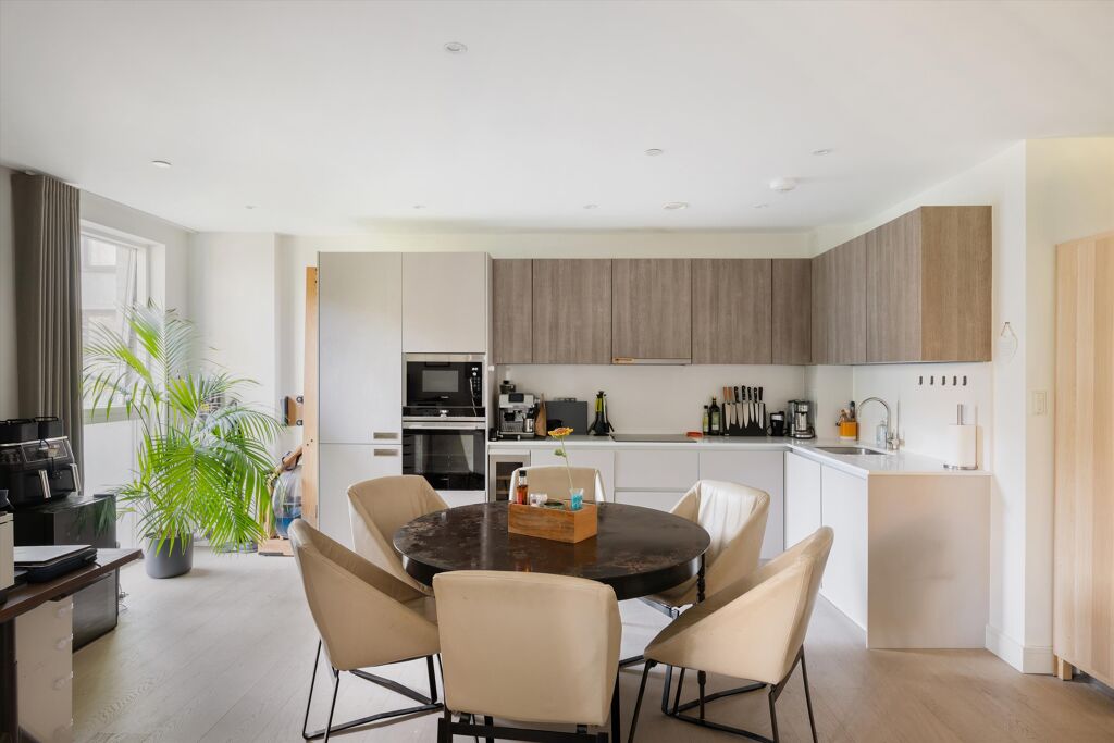 Image of The Avenue, London NW6