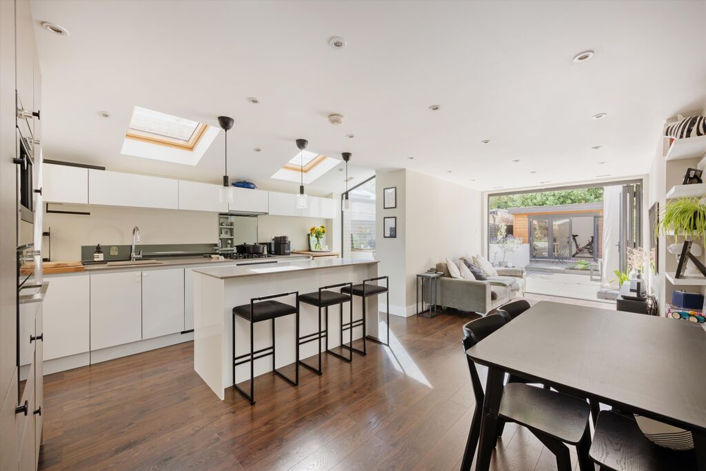 Image of Lynton Road, London, NW6