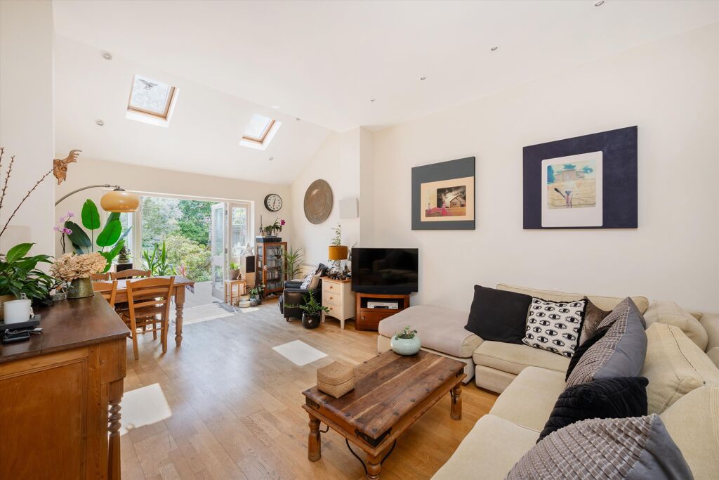 Image of Brondesbury Road, London, NW6