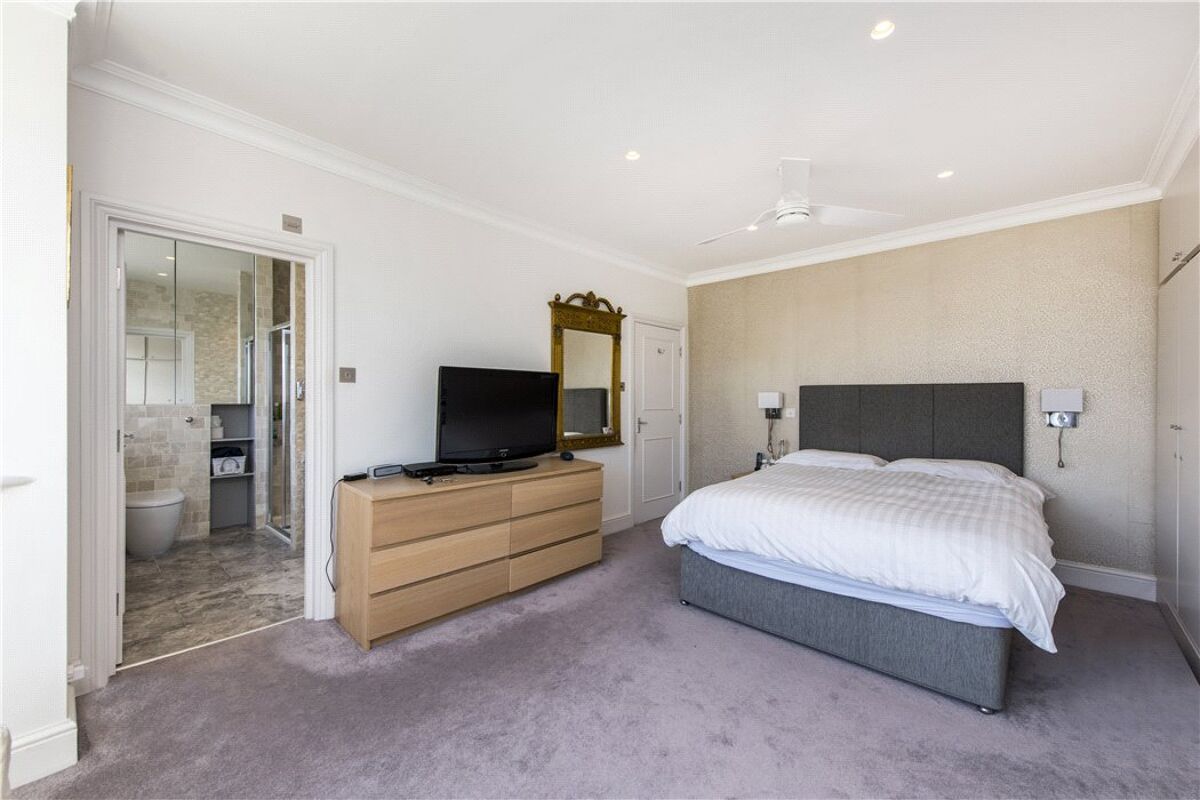 house for sale in Mount Pleasant Road, Kensal Rise, London, NW10