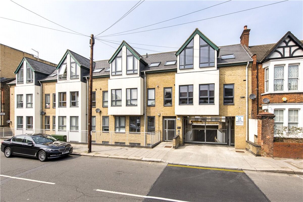 penthouse for sale in Regal Building, 75 Kilburn Lane, London, W10