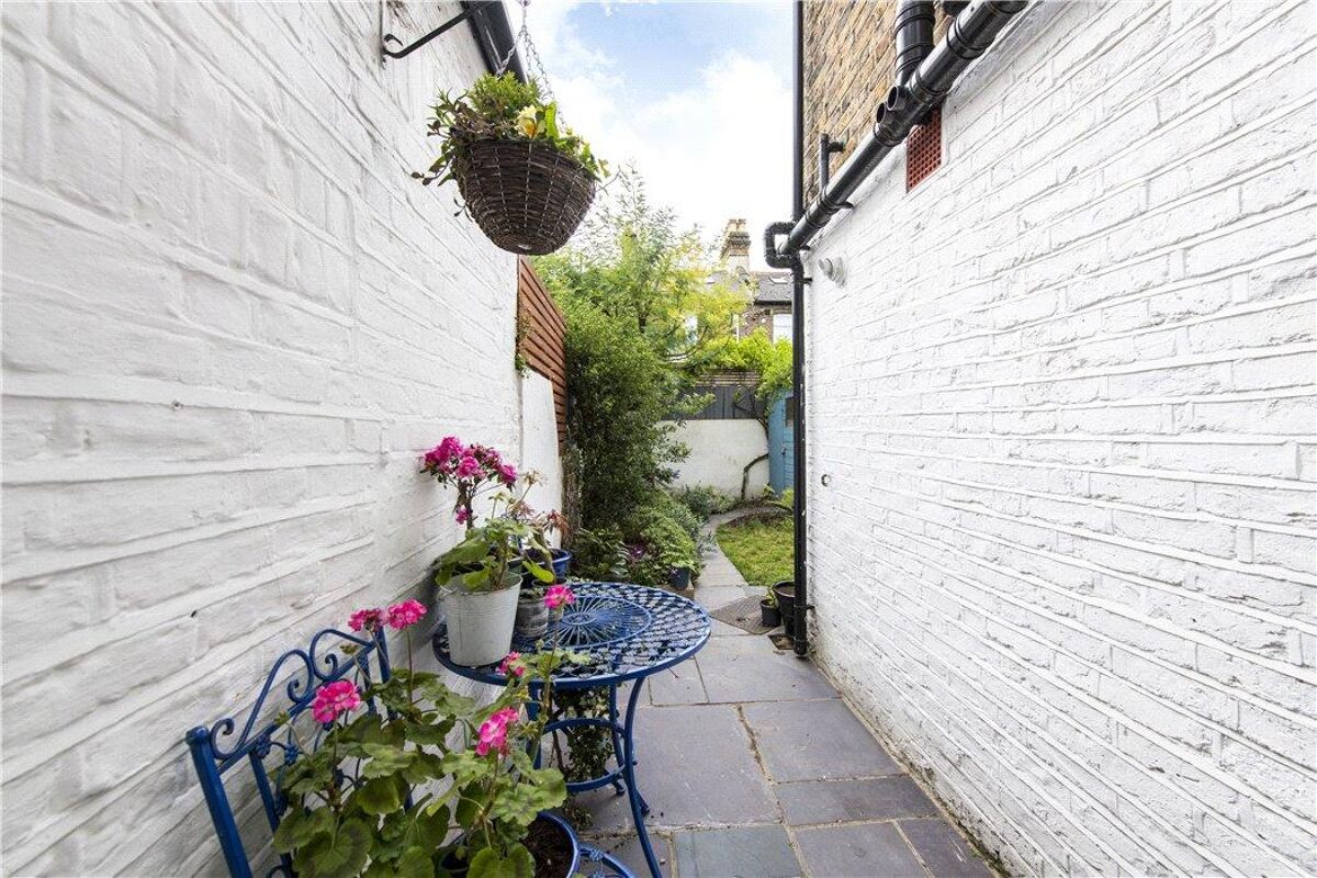 house for sale in Kilburn Lane, Queen's Park, London, W10 QPK190042