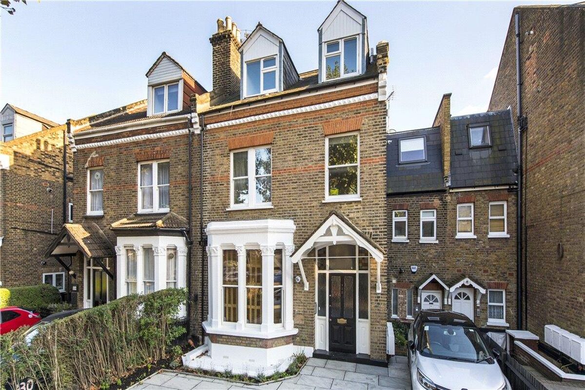 flat for sale in Brondesbury Road, Queen's Park, London, NW6 ...