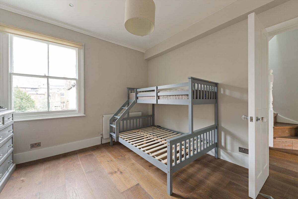 flat to rent in Kempe Road, London, NW6 QPQ012269818 Knight Frank