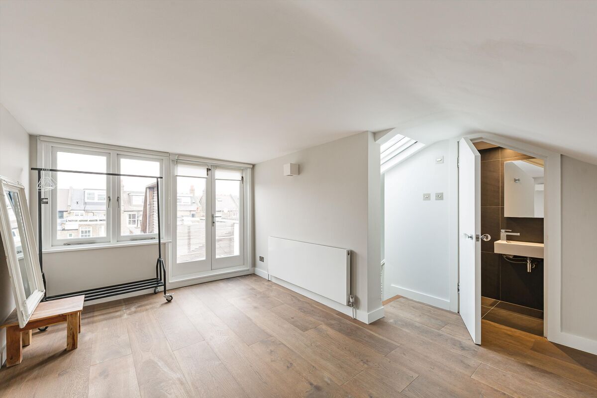 flat to rent in Kempe Road, London, NW6 QPQ012269818 Knight Frank