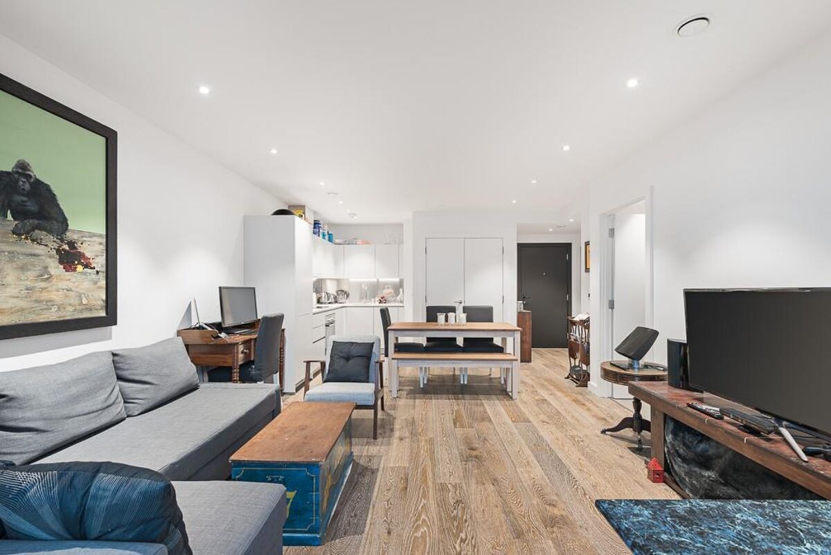 flat to rent in Birchside Apartments, Albert Road, London, NW6