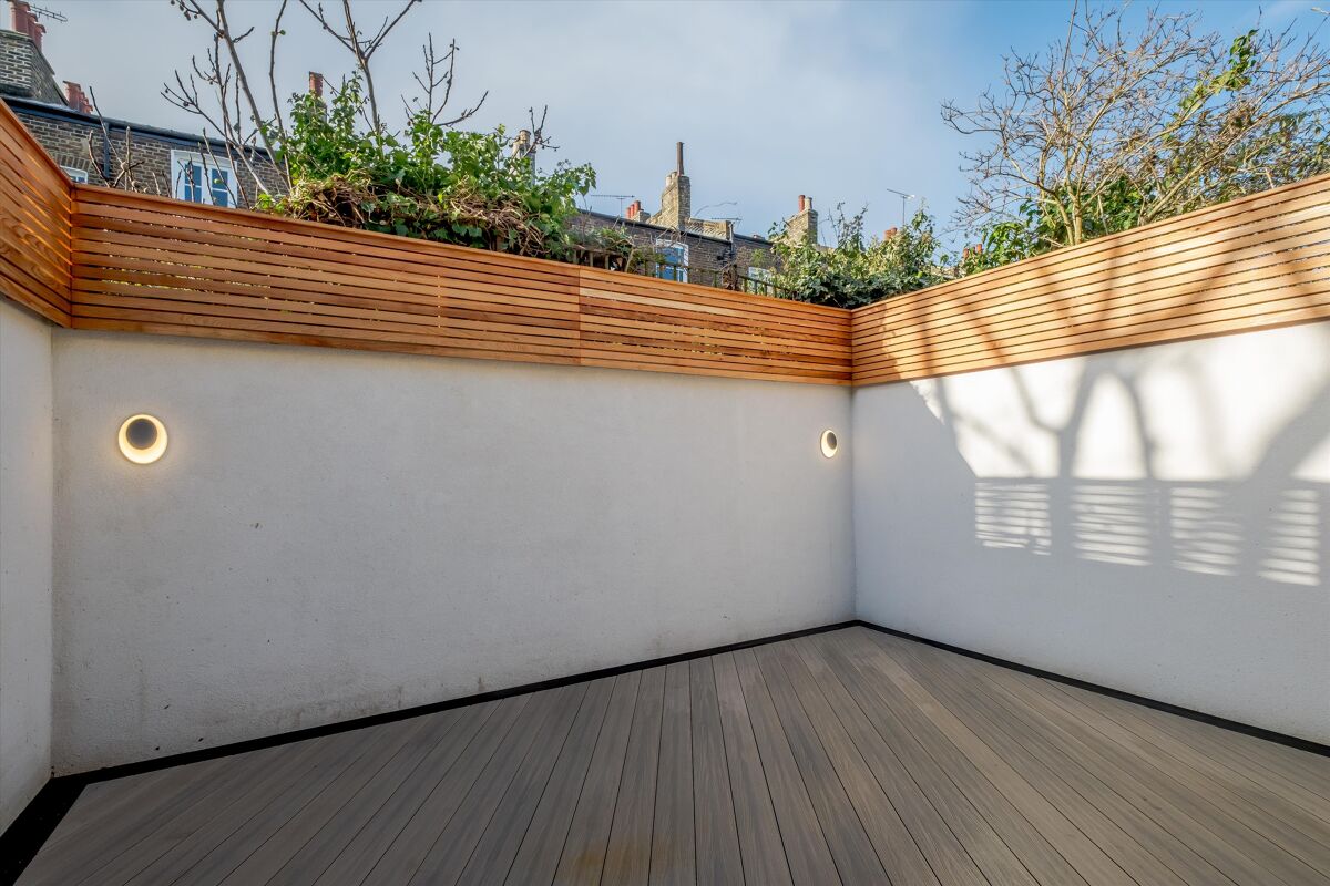 flat to rent in York Way, London, England, N7 Qube315406 Knight Frank