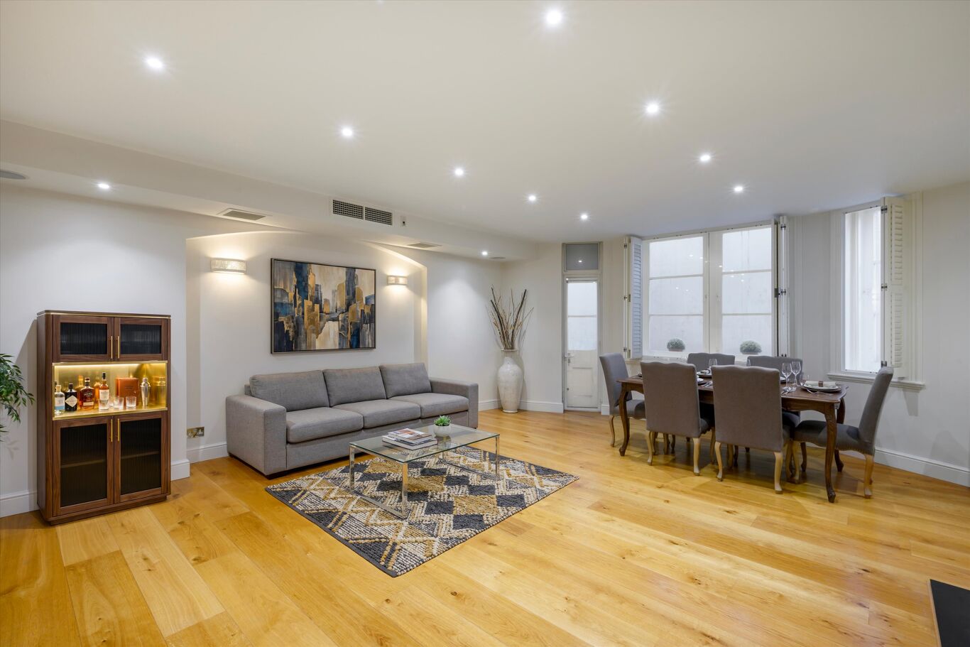 Image of Kensington Road, London W8