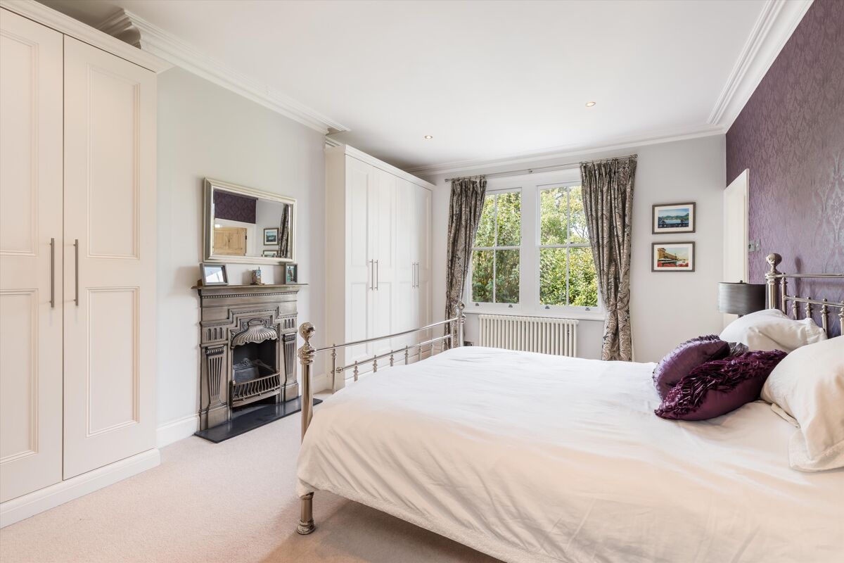 house for sale in Spencer Road, Twickenham, TW2 RCH012007882 Knight