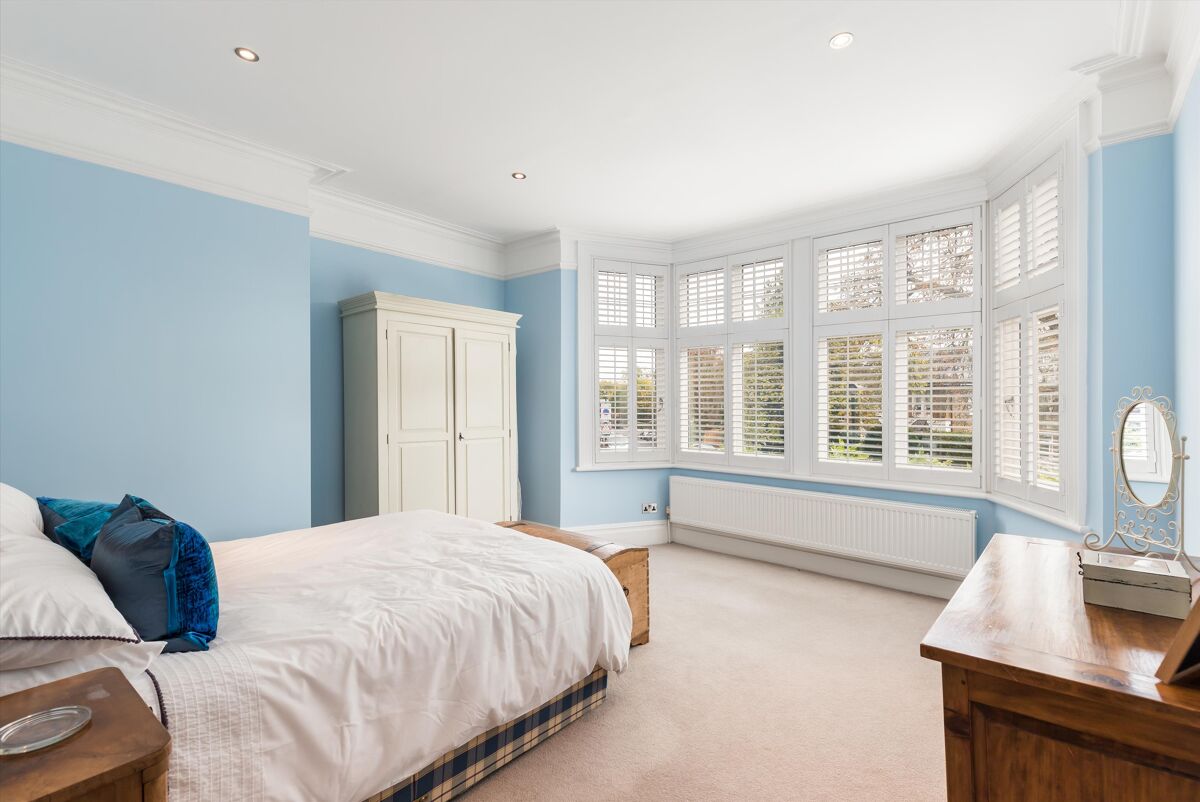 house for sale in Spencer Road, Twickenham, TW2 RCH012007882 Knight