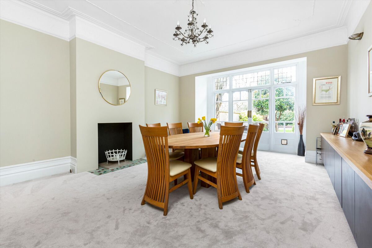 house for sale in Spencer Road, Twickenham, TW2 RCH012007882 Knight