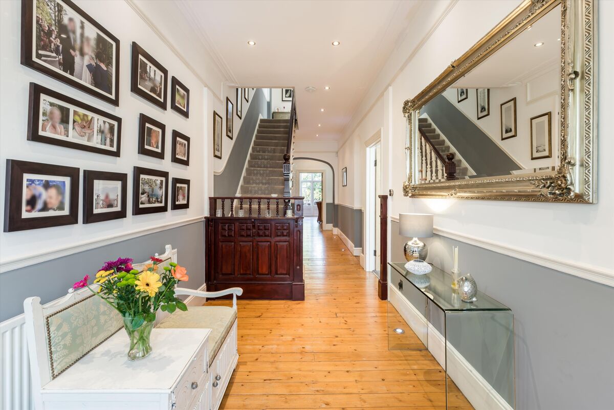 house for sale in Spencer Road, Twickenham, TW2 RCH012007882 Knight