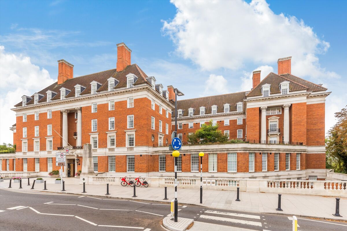 flat for sale in The Star and Garter, Richmond Hill, Richmond, TW10