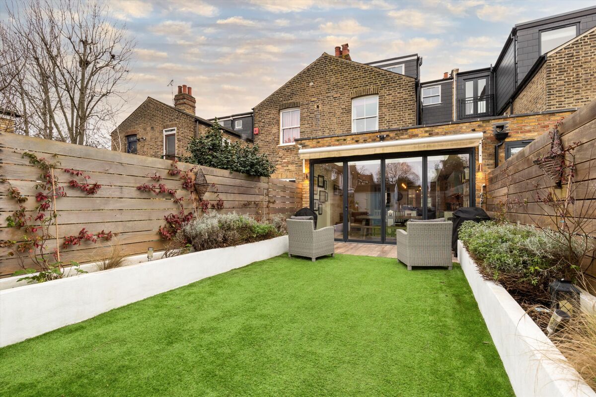 house for sale in Chilton Road, Richmond, TW9 RCH012053206 Knight Frank