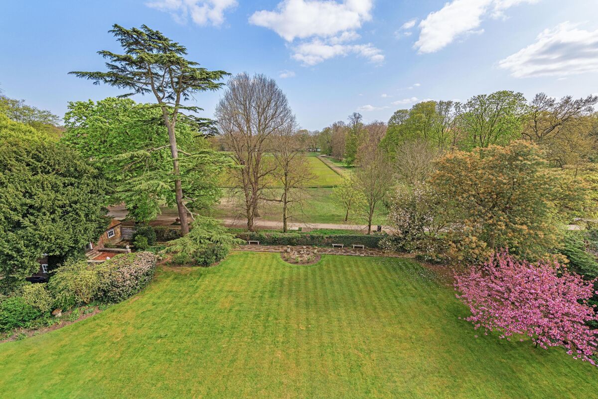 house for sale in Montpelier Row, Twickenham, TW1 RCH012063215