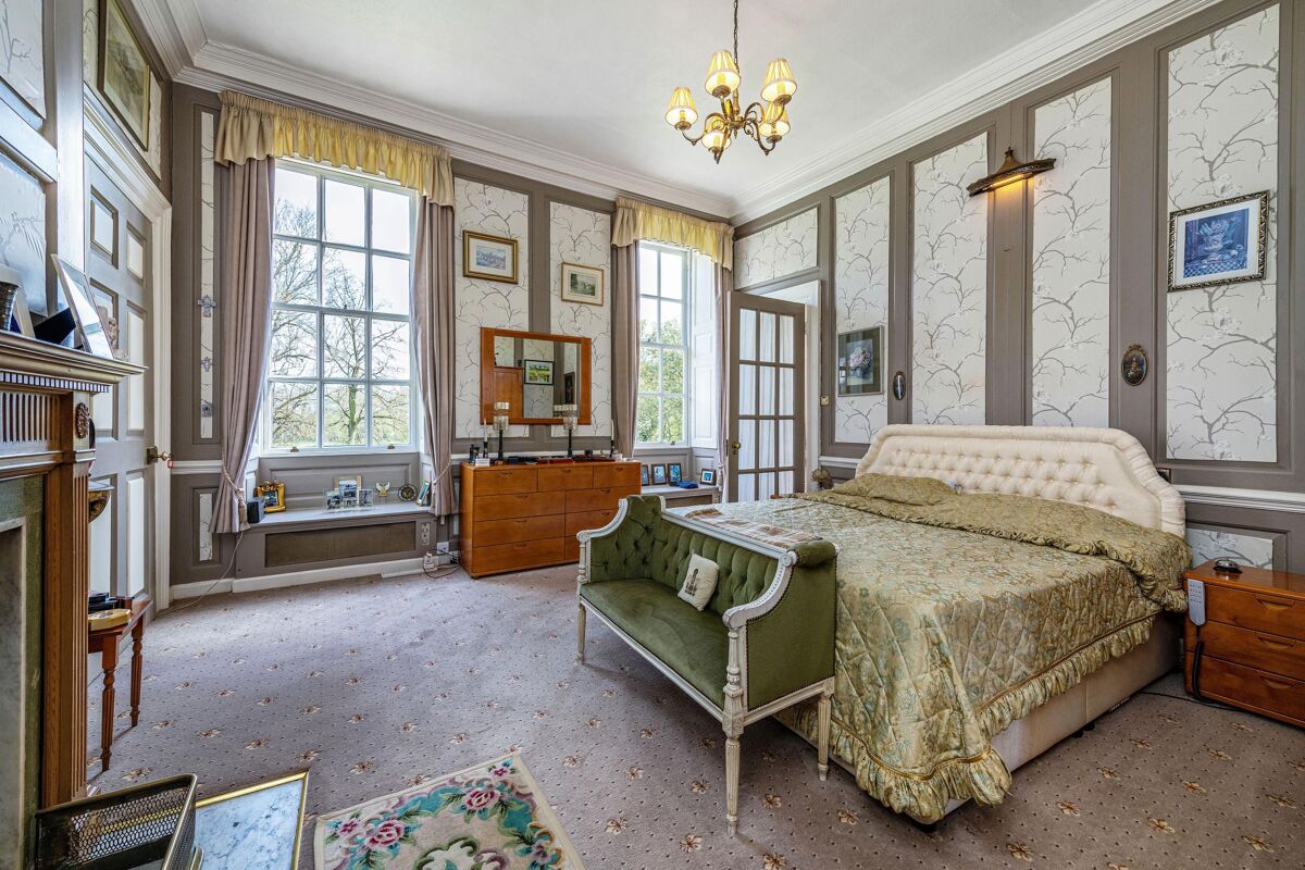 house for sale in Montpelier Row, Twickenham, TW1 RCH012063215