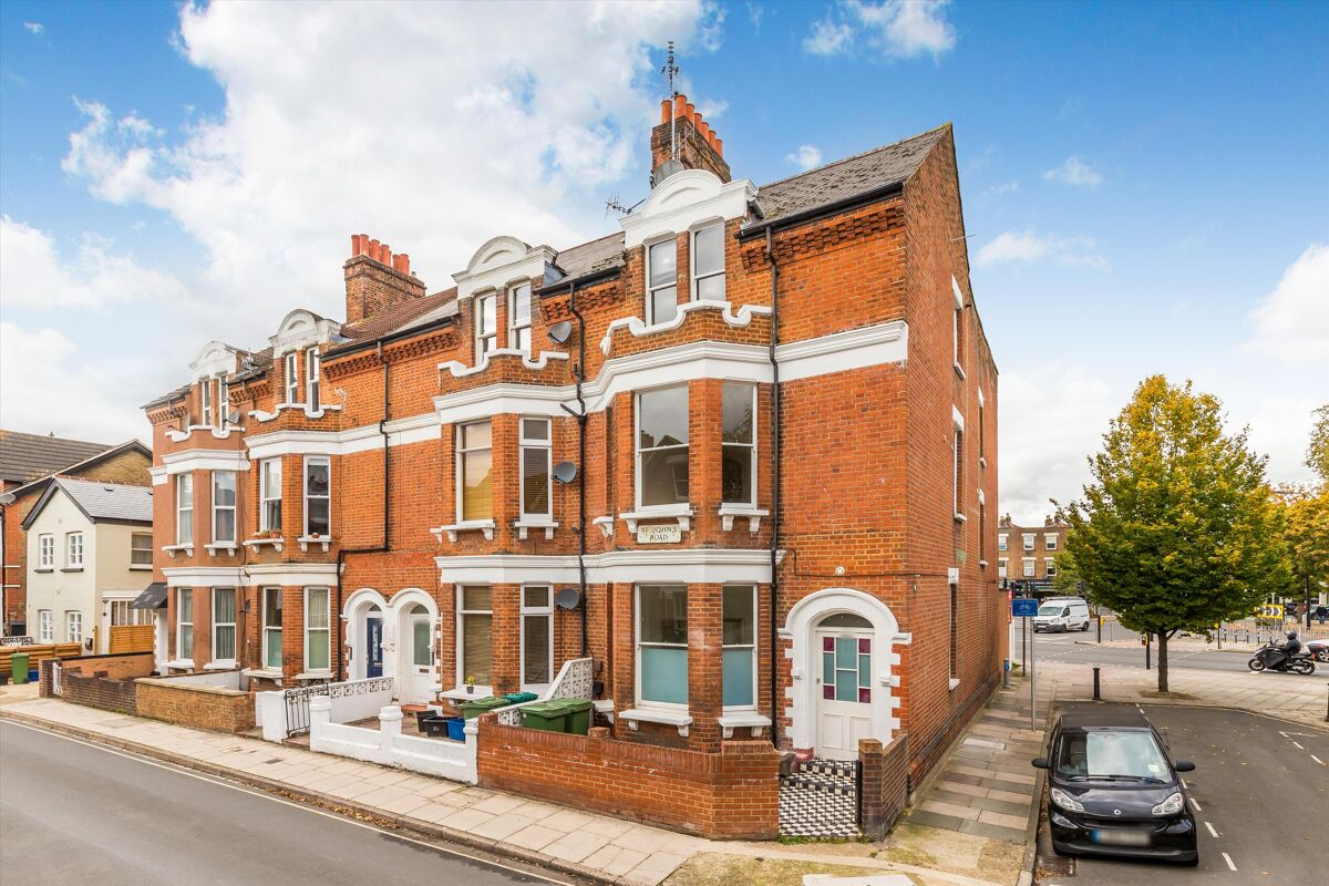 flat for sale in St. Johns Road, Richmond, Surrey, TW9 RCH012072699