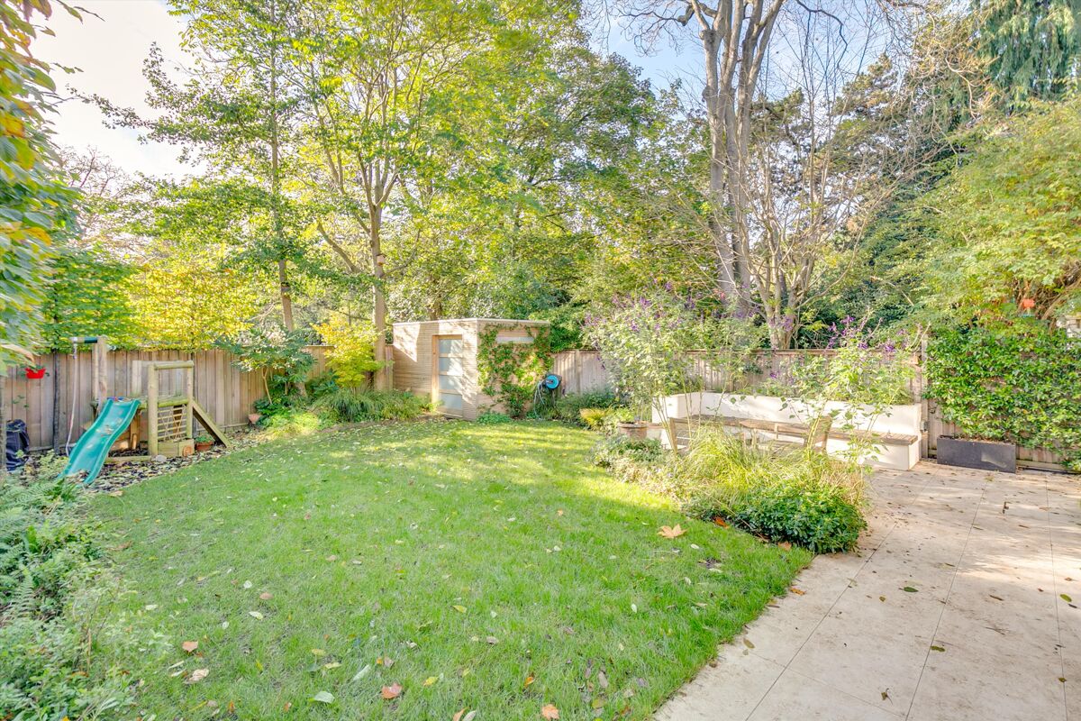 house-for-sale-in-cambridge-park-twickenham-tw1-rch012080683