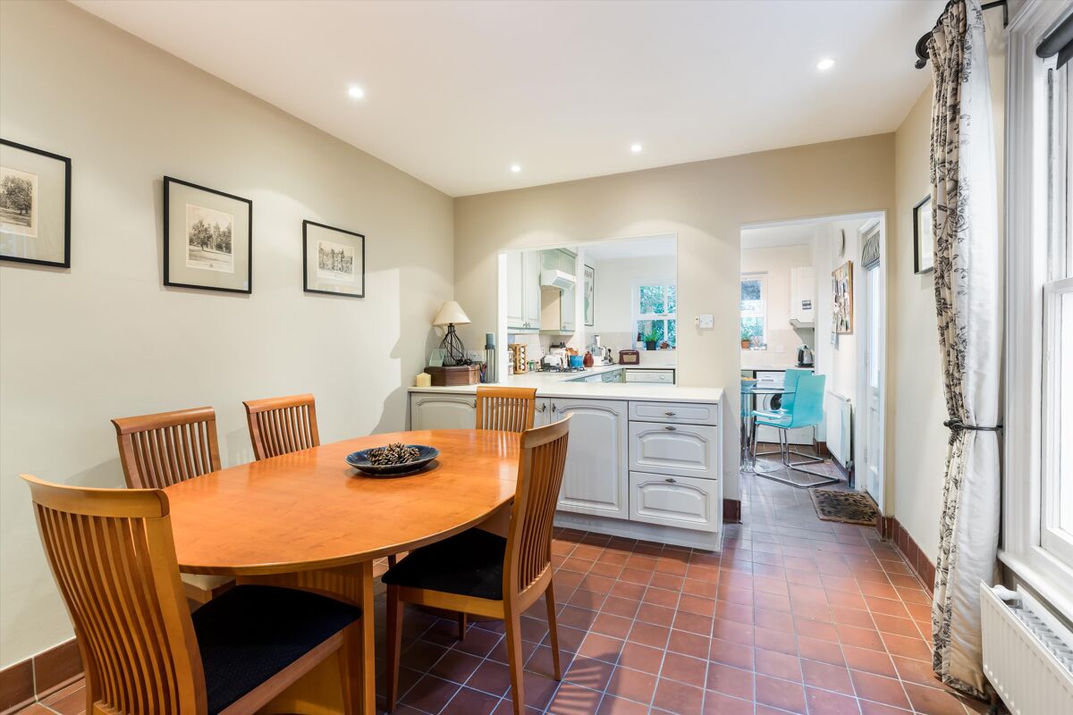 house for sale in Halford Road, Richmond, Surrey, TW10. RCH012086944