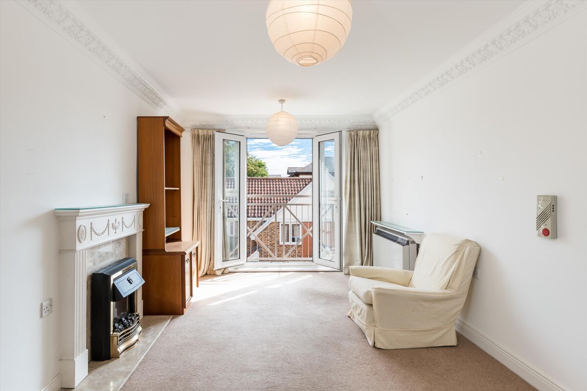 flat for sale in Sheen Road, Richmond, TW9 RCH012090549 Knight Frank