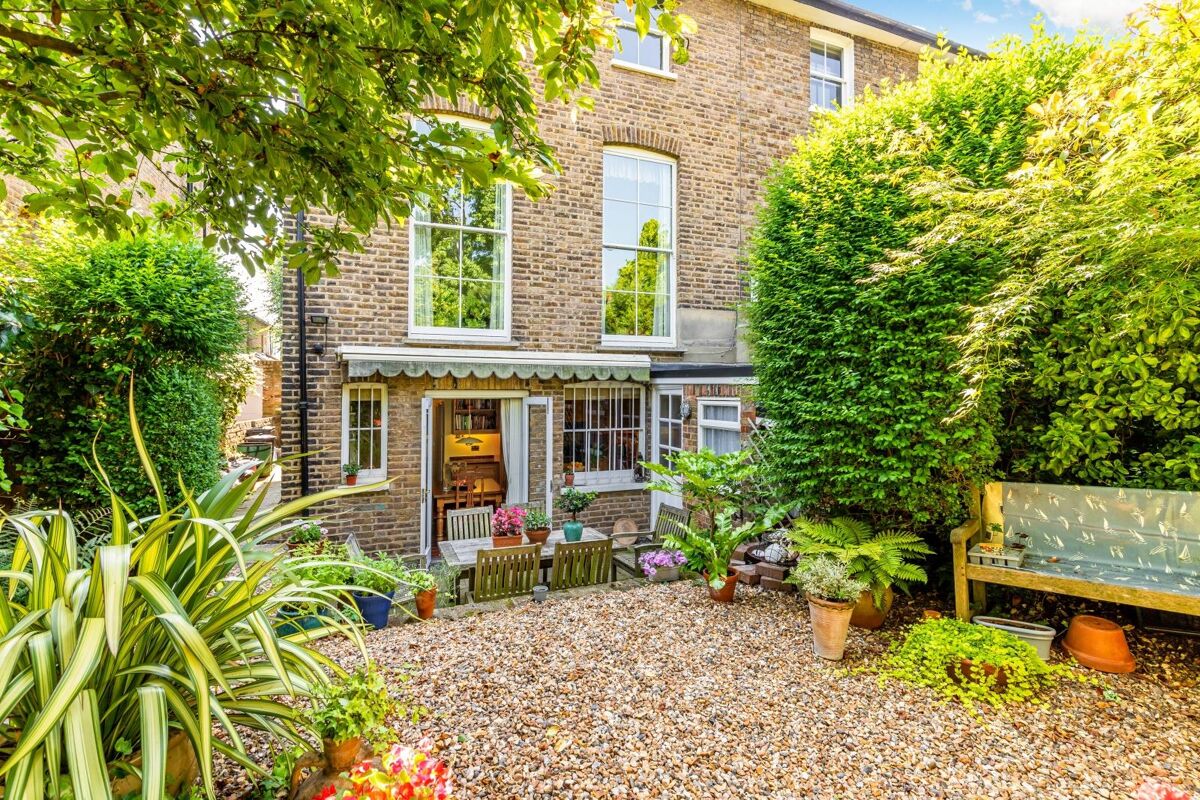 house for sale in Park Road, Twickenham, TW1 RCH012100251 Knight Frank