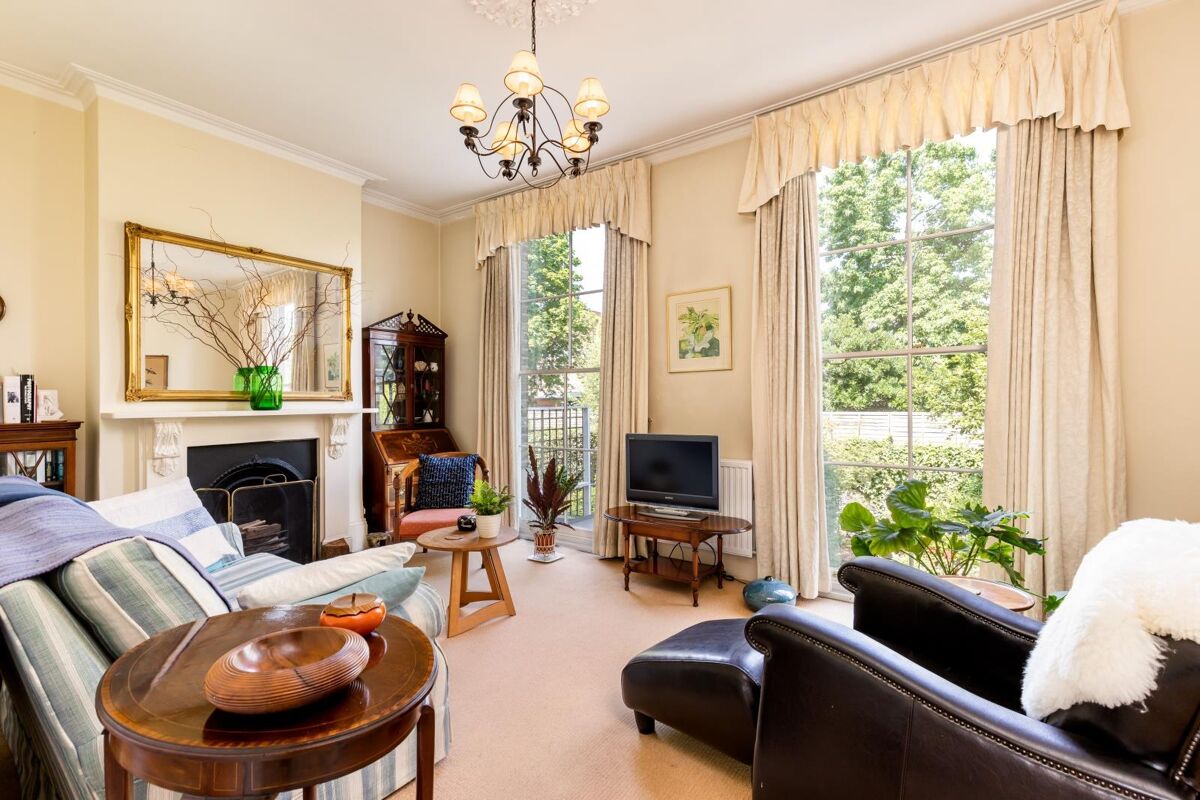 house for sale in Park Road, Twickenham, TW1 RCH012100251 Knight Frank