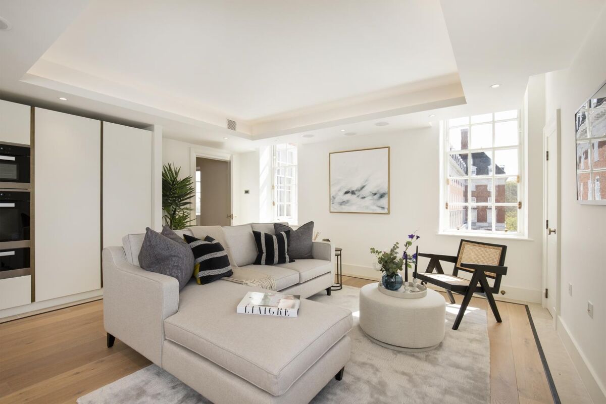 flat for sale in The Star and Garter, Richmond Hill, Richmond, TW10