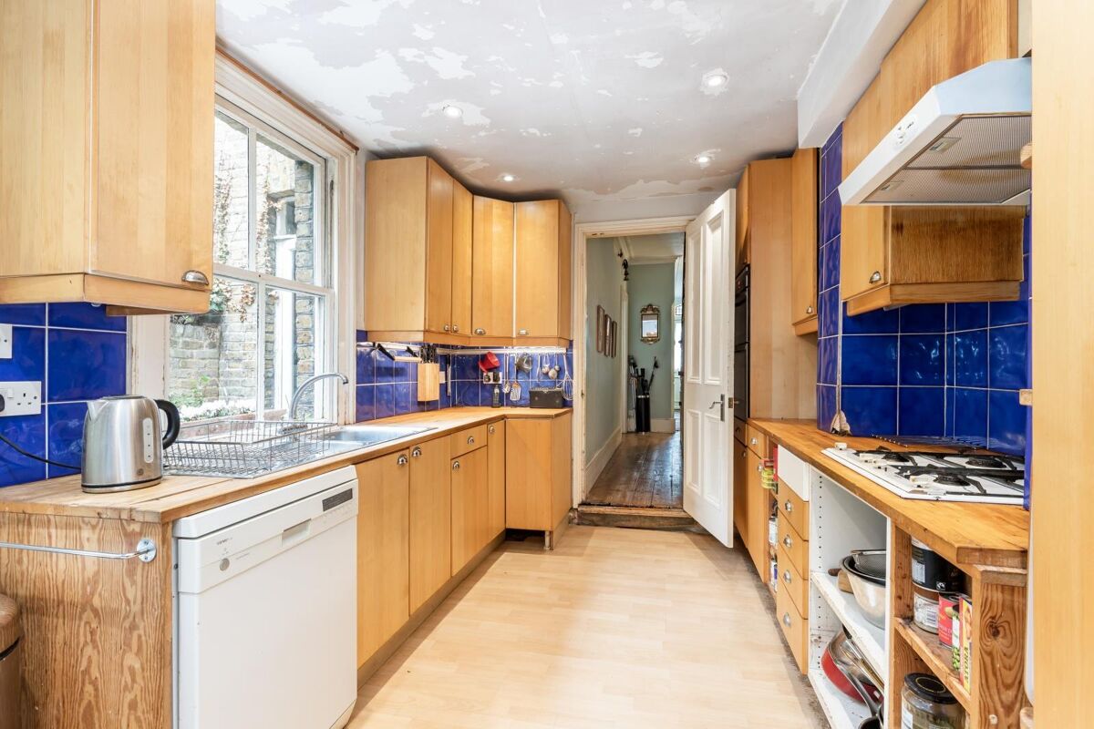 house for sale in Halford Road, Richmond, TW10 RCH012112321 Knight