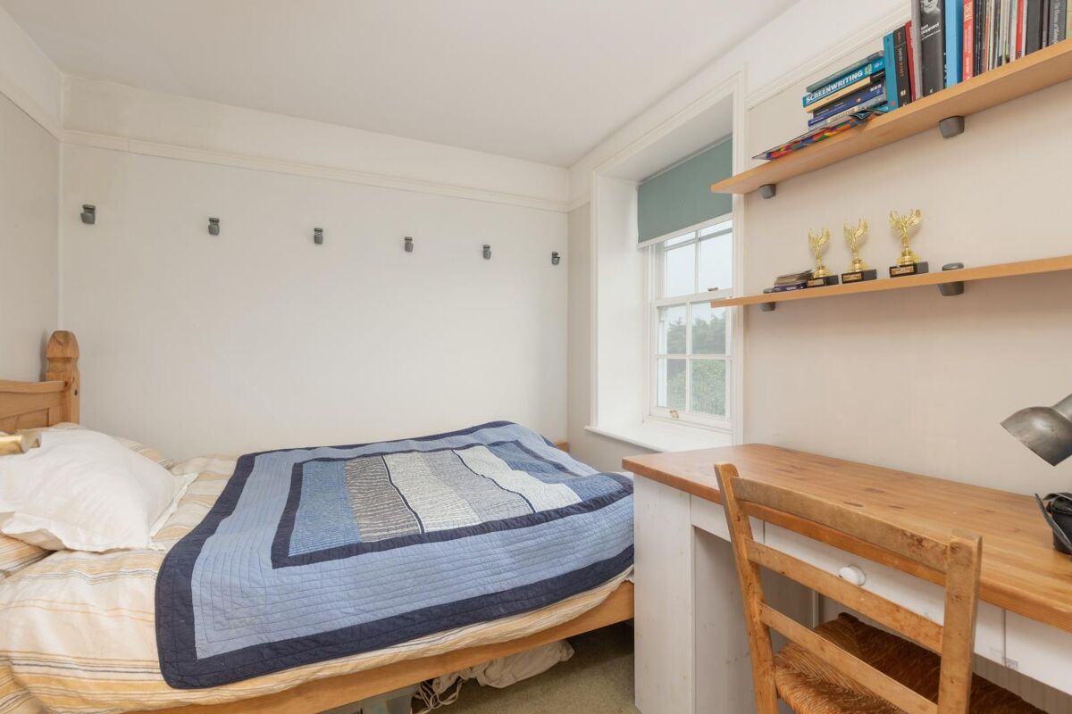 house for sale in Cleveland Gardens, Barnes, London, SW13