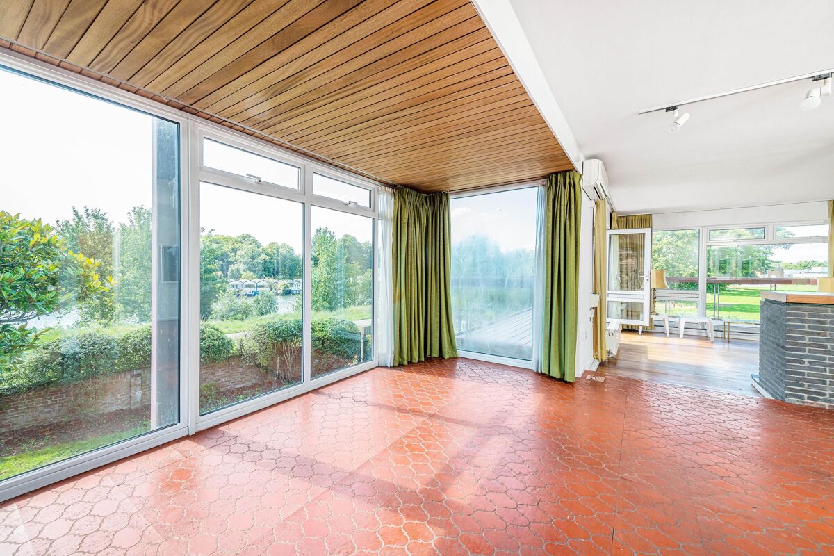 house for sale in Lower Ham Road, Kingston upon Thames, KT2