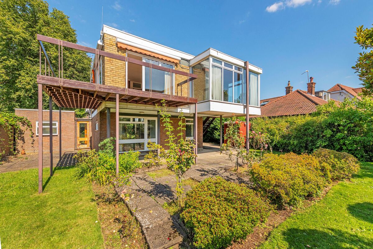 house for sale in Lower Ham Road, Kingston upon Thames, KT2