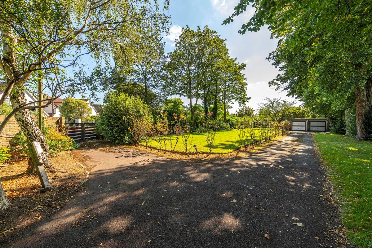 house for sale in Lower Ham Road, Kingston upon Thames, KT2