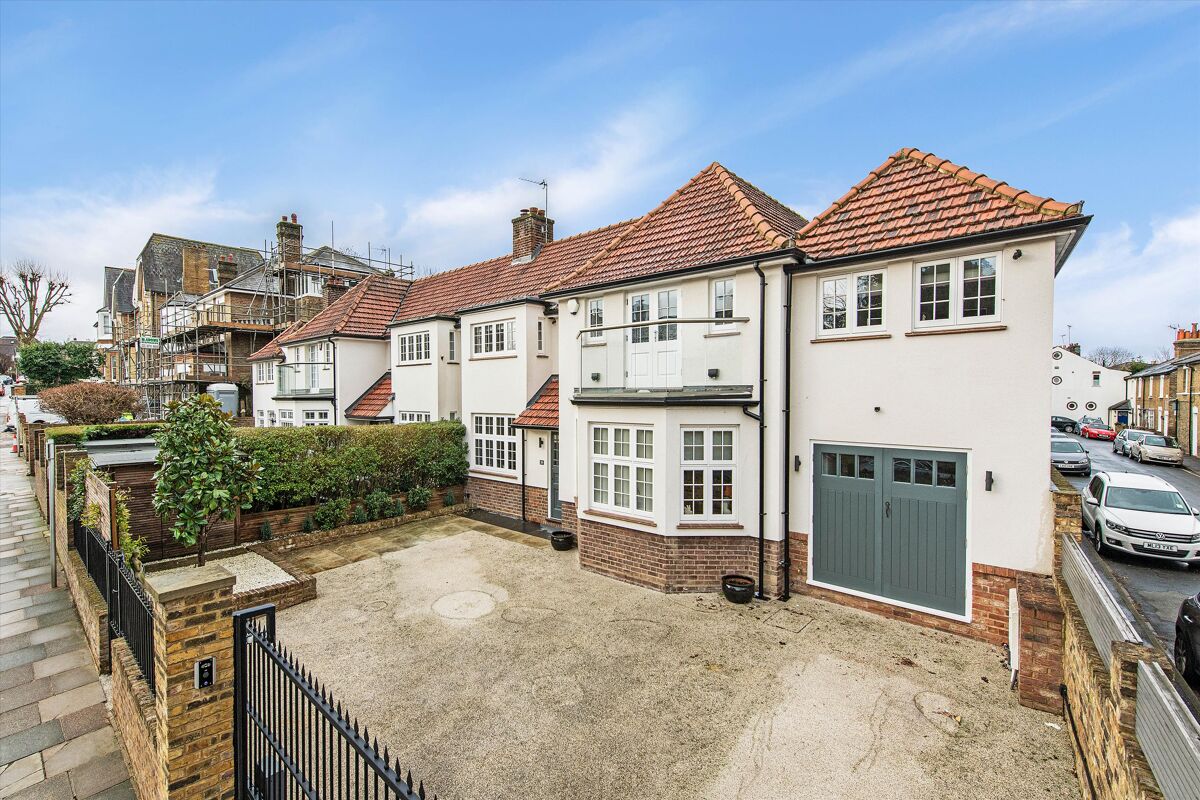 house for sale in Kings Road, Richmond, TW10 RCH012135926 Knight Frank