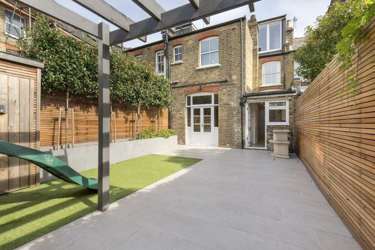 house for sale in Morley Road, Twickenham, TW1 RCH012137707 Knight