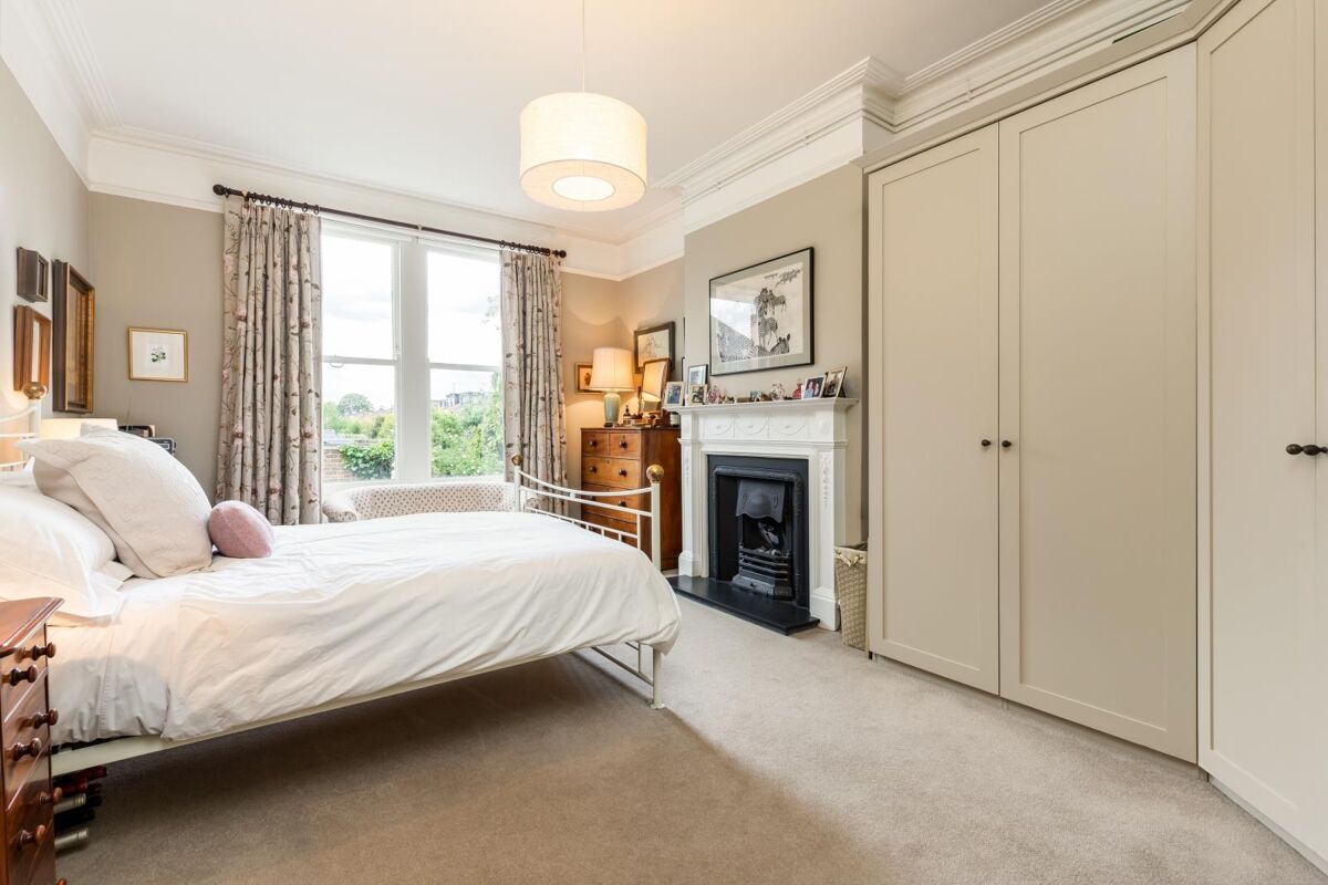 flat for sale in Cambridge Road, Twickenham, Richmond, TW1