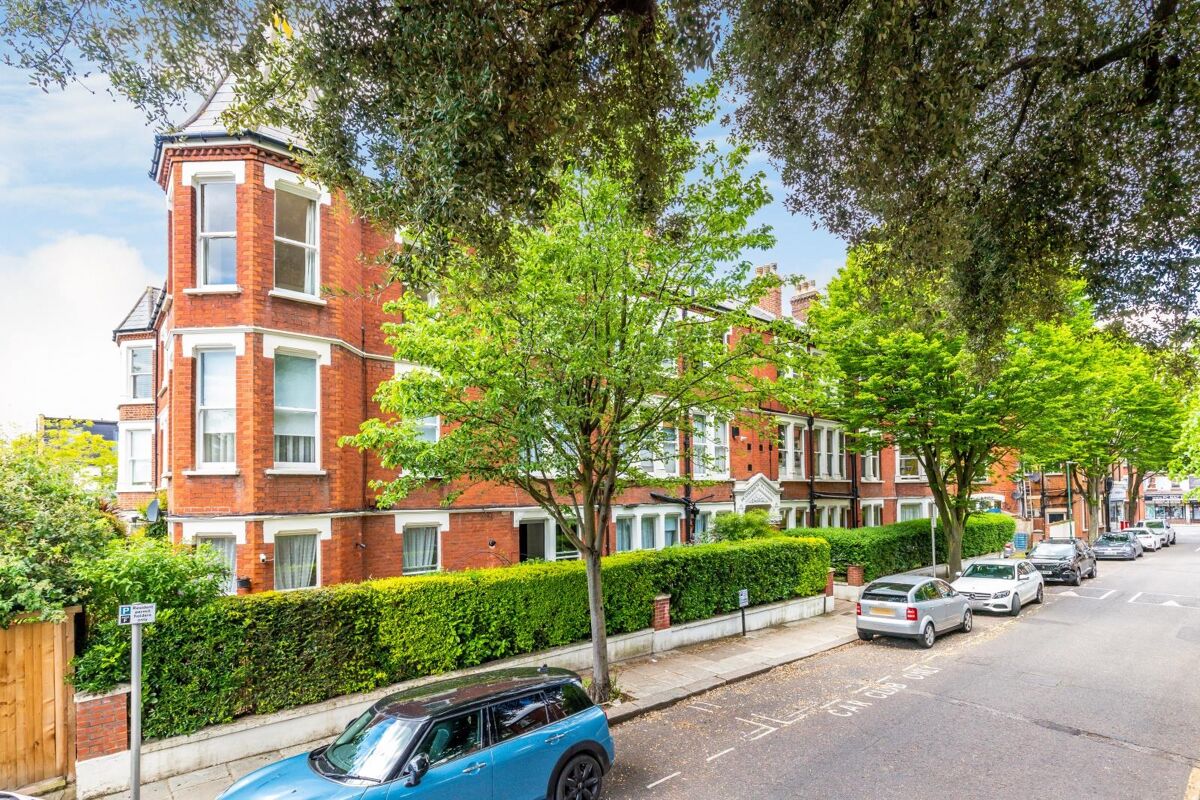 flat for sale in Cambridge Road, Twickenham, Richmond, TW1