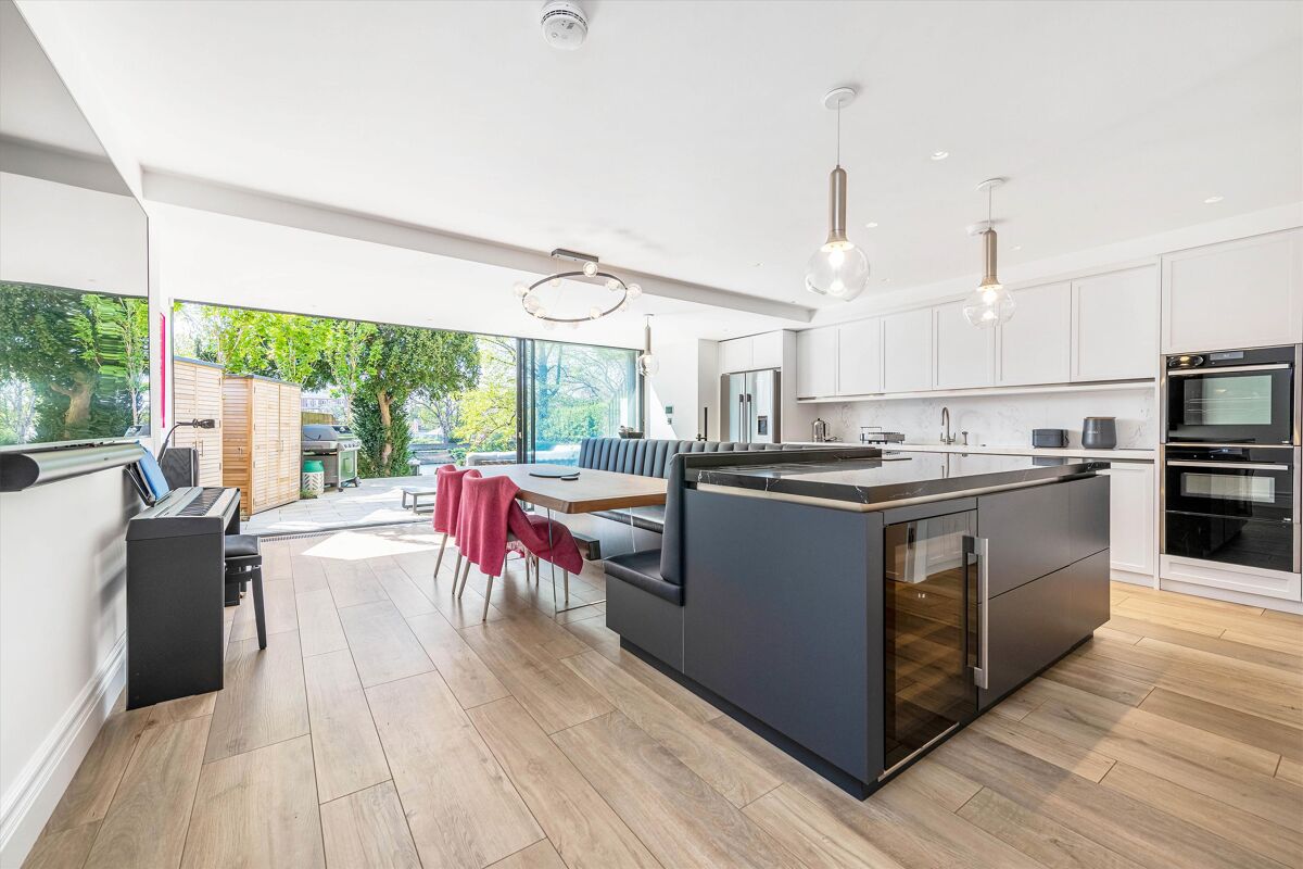 house for sale in Petersham Road, Richmond, TW10 RCH012148942