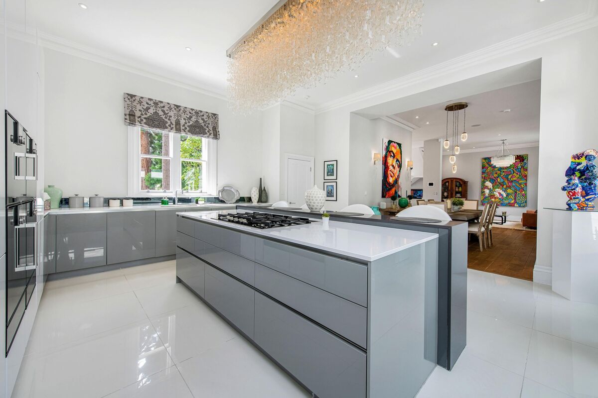 house for sale in St. Road, Twickenham, TW1 RCH012152118 Knight Frank