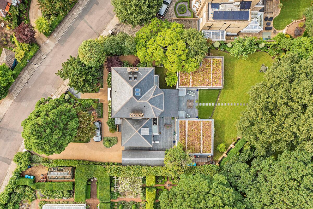 house for sale in St. Road, Twickenham, TW1 RCH012152118 Knight Frank